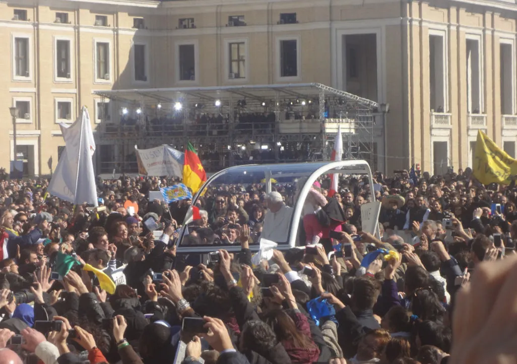 Benedict XVI resigns historical image 1