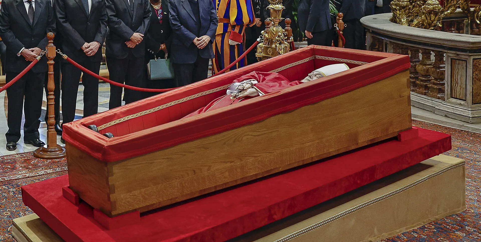 Death of Pope Francis historical image 1